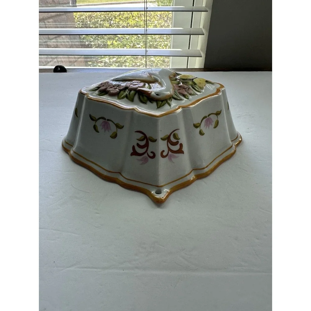 1986 Goose Butterfly Le Cordon Bleu Kitchen Mold Franklin Mint Porcelain Cottage